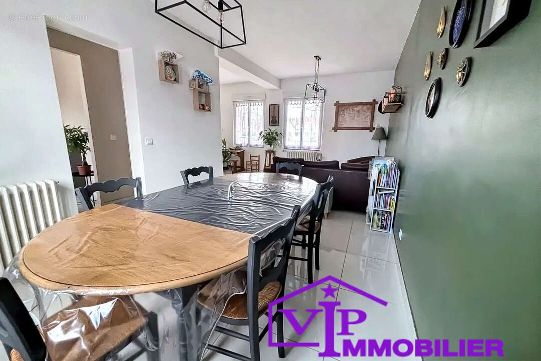 Maison à SOTTEVILLE-LES-ROUEN