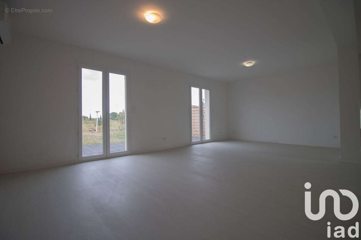 Photo 3 - Maison à PAULHAN