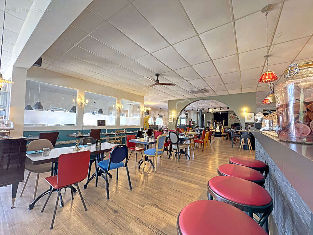 fonds de commerce en restauration de 450 m² avec superbe exterieur - photo 2