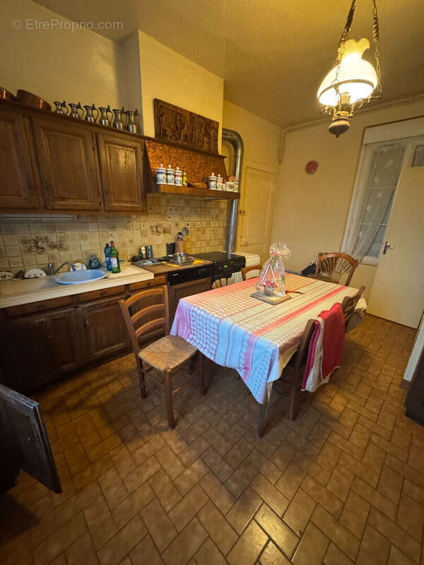 Maison à SAINTE-GAUBURGE-SAINTE-COLOMBE