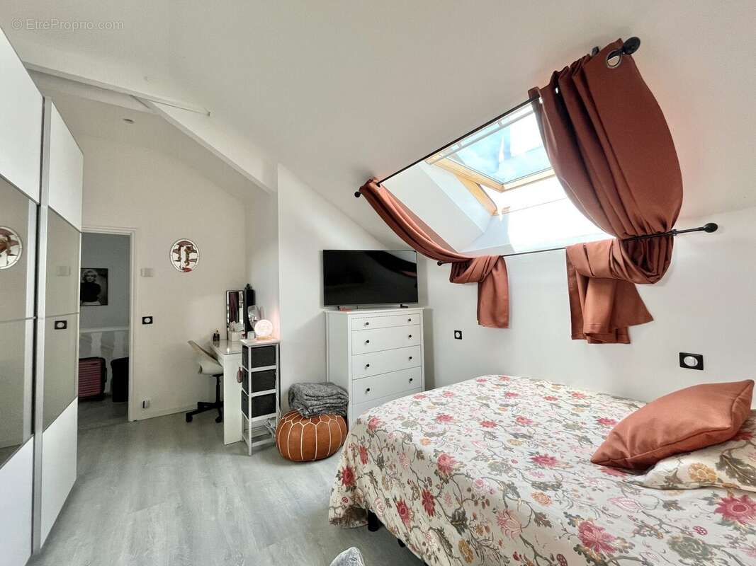 Maison à POISY