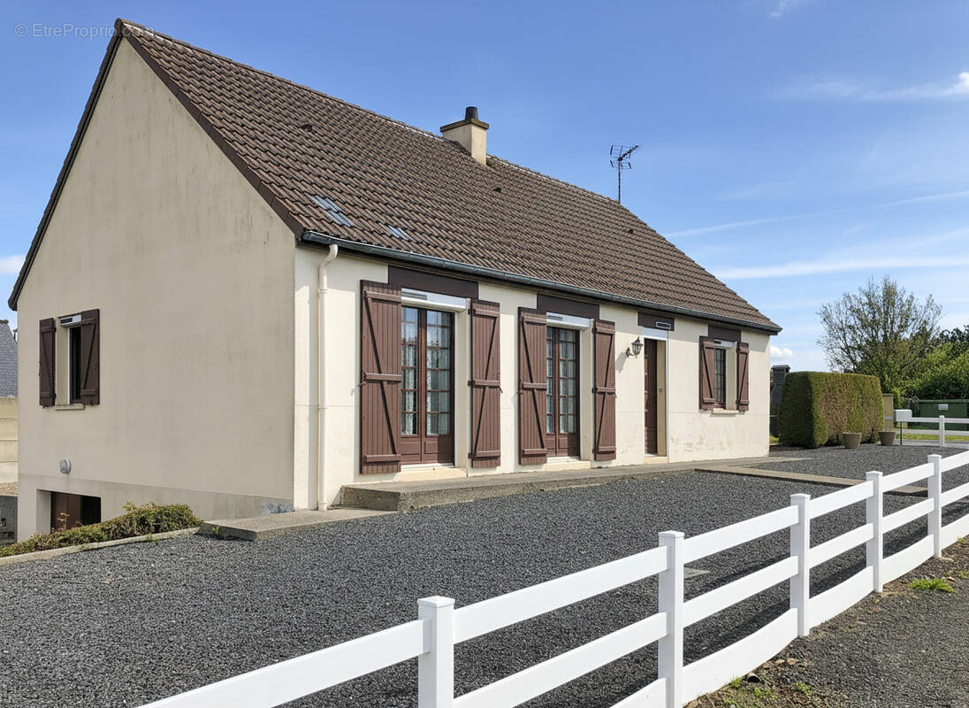 Maison à QUETTREVILLE-SUR-SIENNE