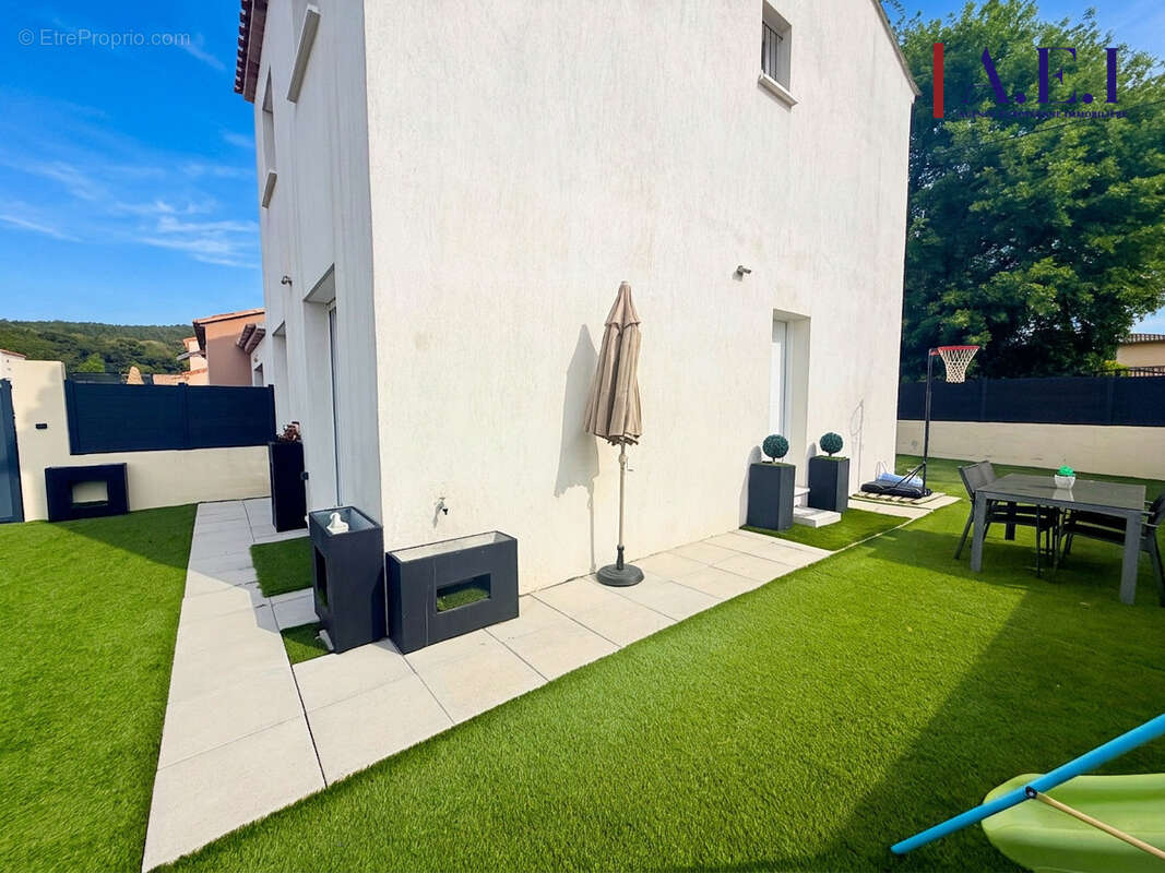 Maison à PIGNANS