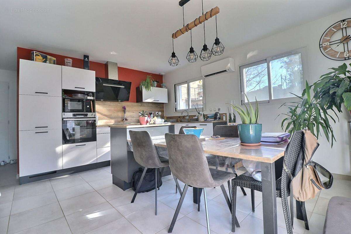 Maison à LARGENTIERE