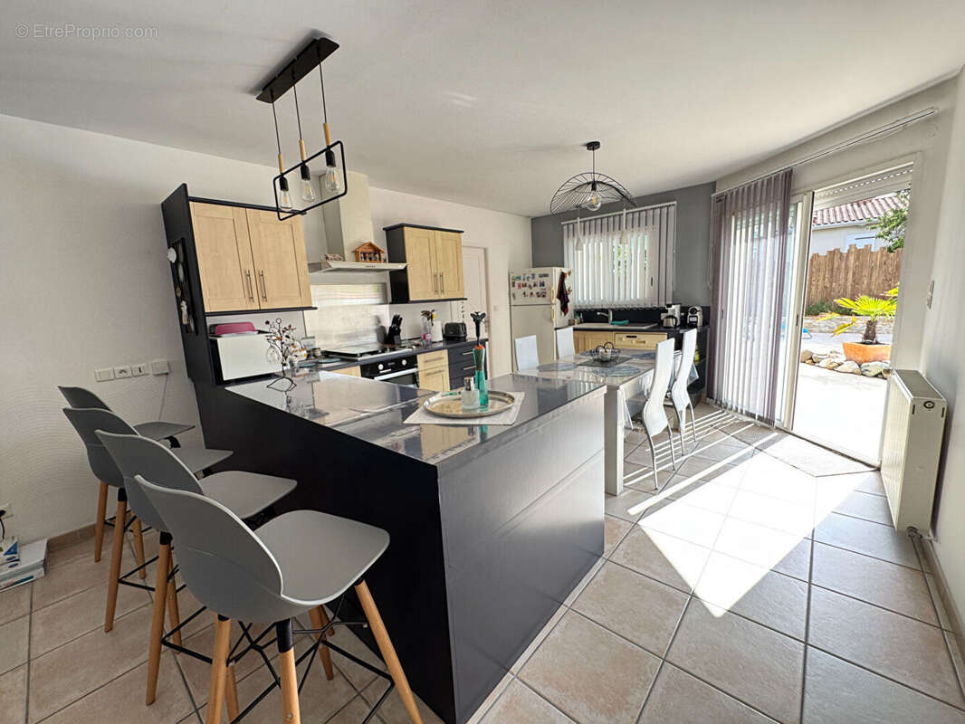 Maison L Isle D Espagnac 5 pièce(s) 132 m2 - photo 6