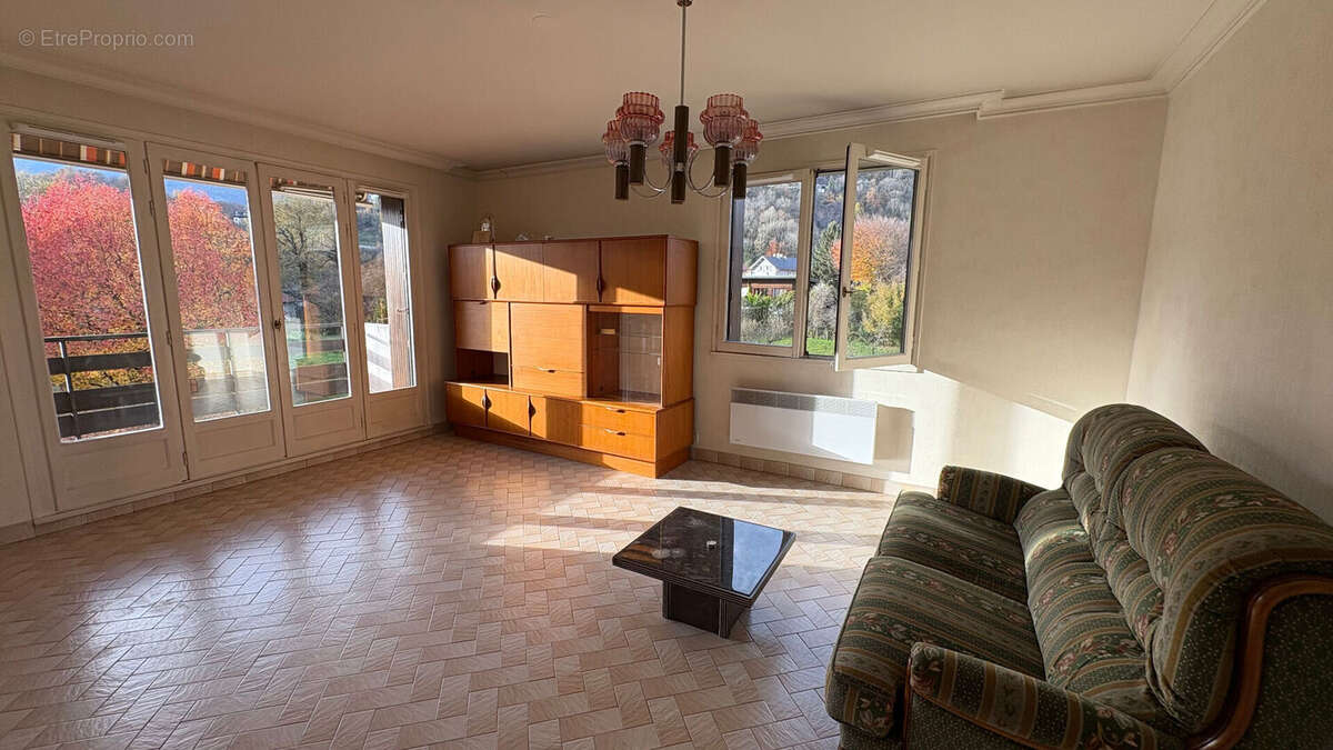 Appartement à ALBERTVILLE