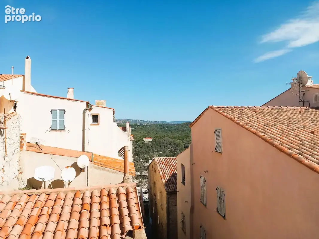 Appartement atypique avec terrasse en haute ville - photo 14