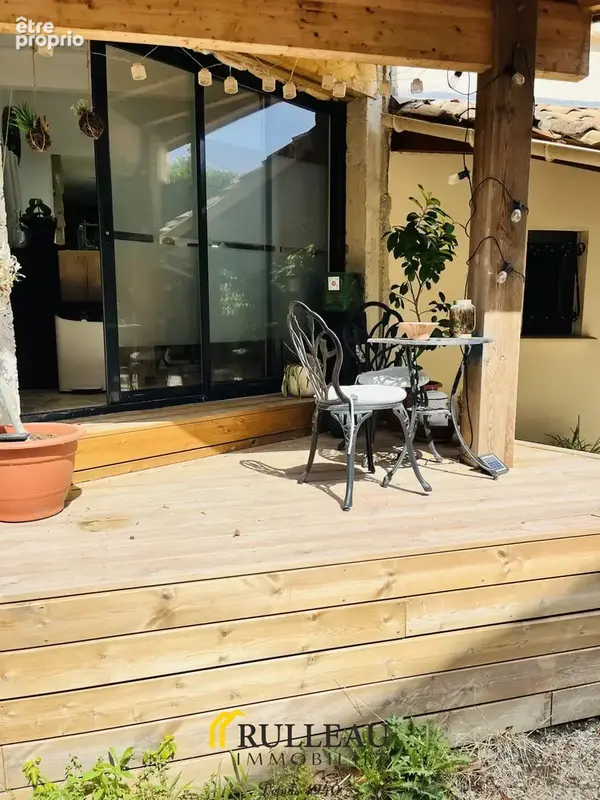 Maison en pierre atypique rénovée de 101 m2 avec terrasse et jardin non attenant situé à ASQUES au bord de la - photo 15