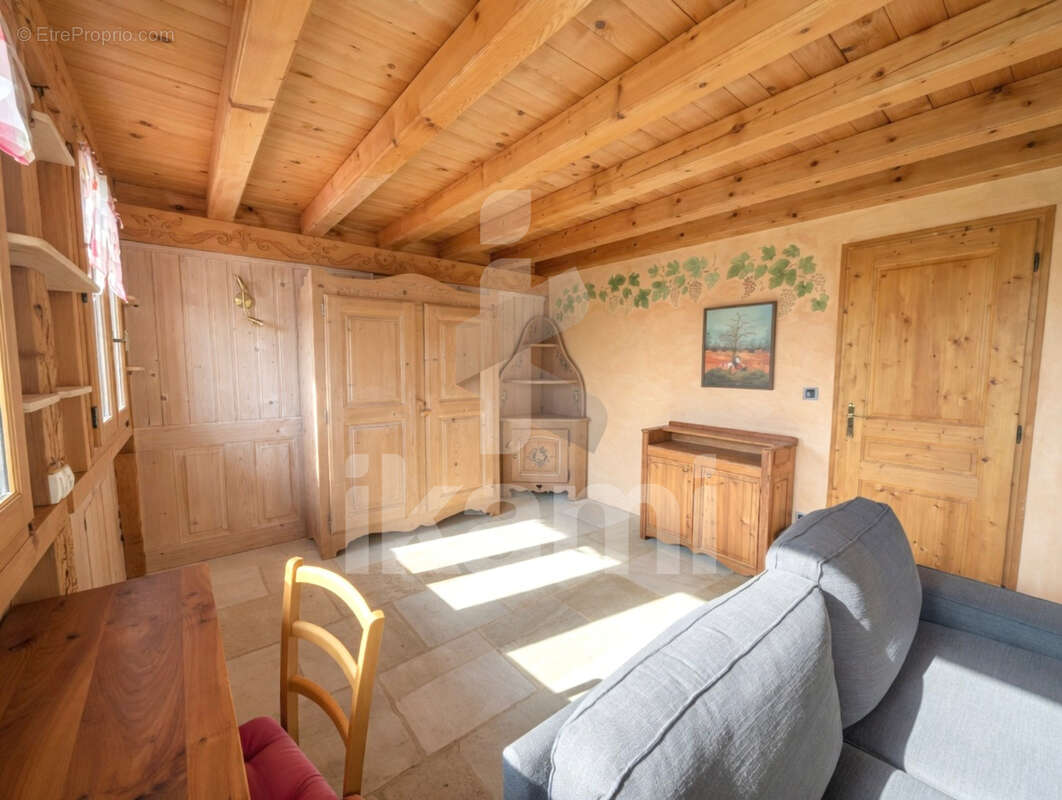 Maison à ARCHAMPS