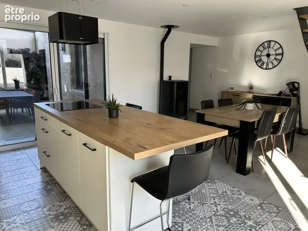 Photo Maison à La Chapelle-Saint-Laurent au prix de 168 000€