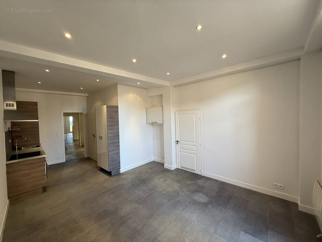 Appartement à BEAUSOLEIL