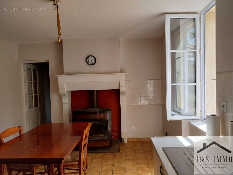 Maison à ROUMAZIERES-LOUBERT