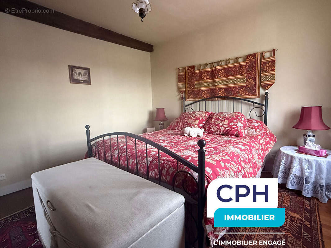 Maison à NOTRE-DAME-DE-COURSON