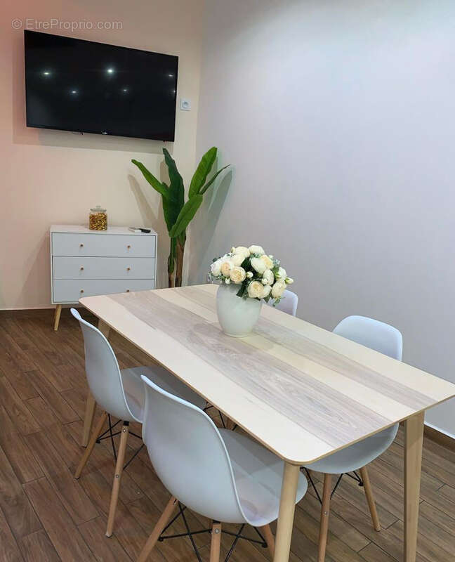 Commerce à MARSEILLE-2E