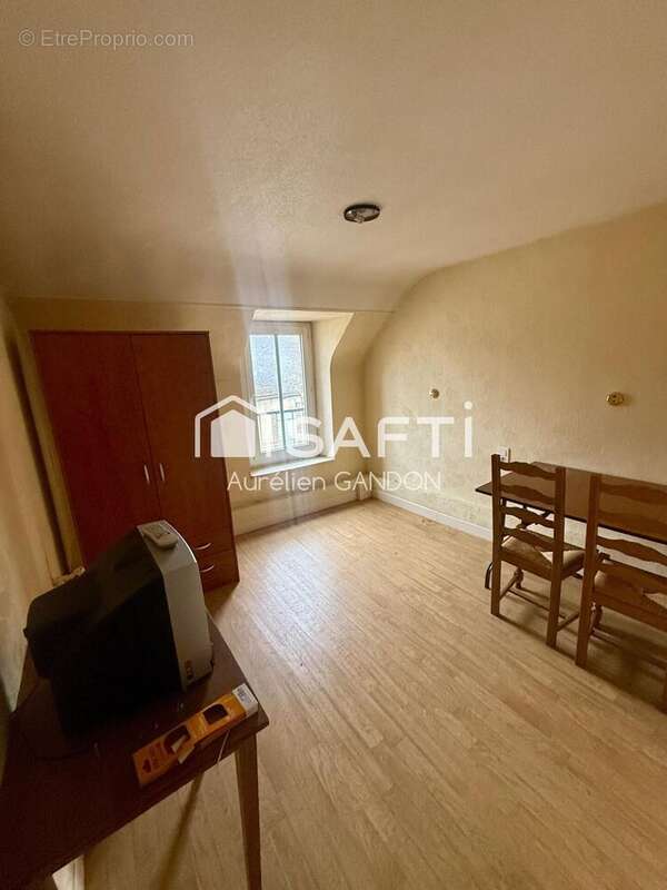 Photo 9 - Commerce à BRIENON-SUR-ARMANCON