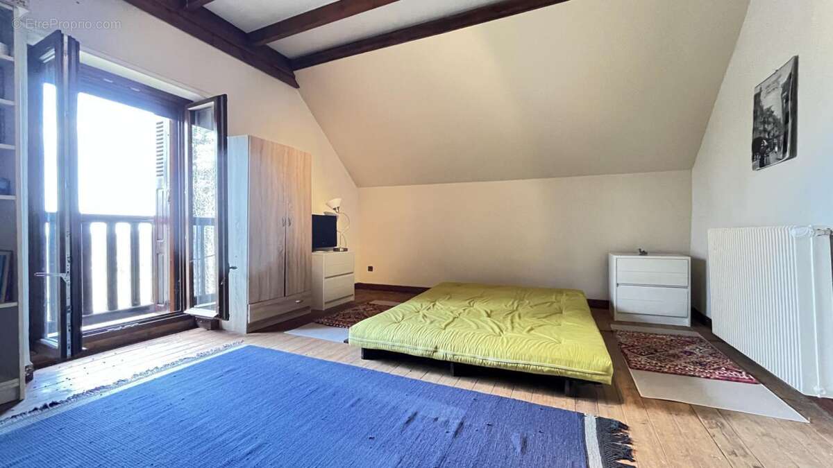 Maison à LA CELLE-EN-MORVAN