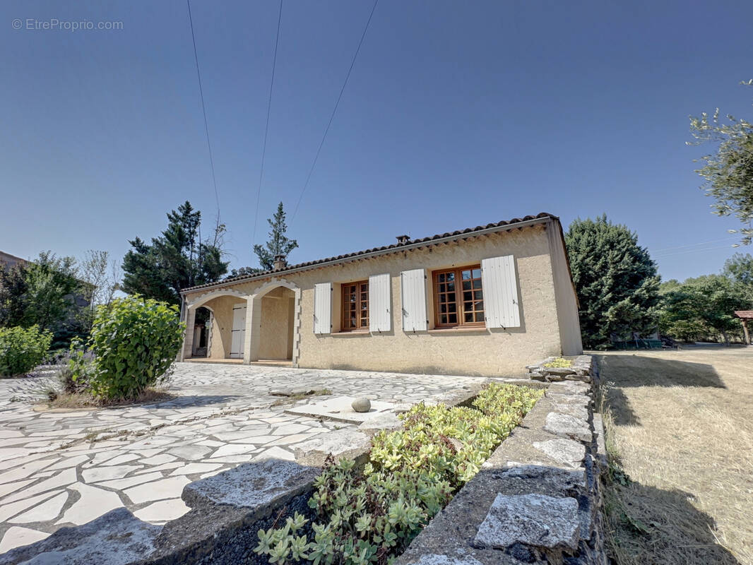 Maison à MALIJAI