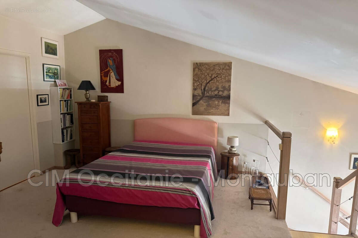 Appartement 52 m² à Saint-Raphael  - photo 4