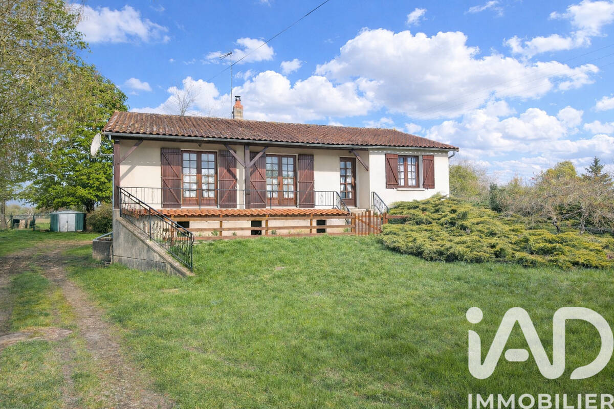 Photo 1 - Maison à BOURESSE