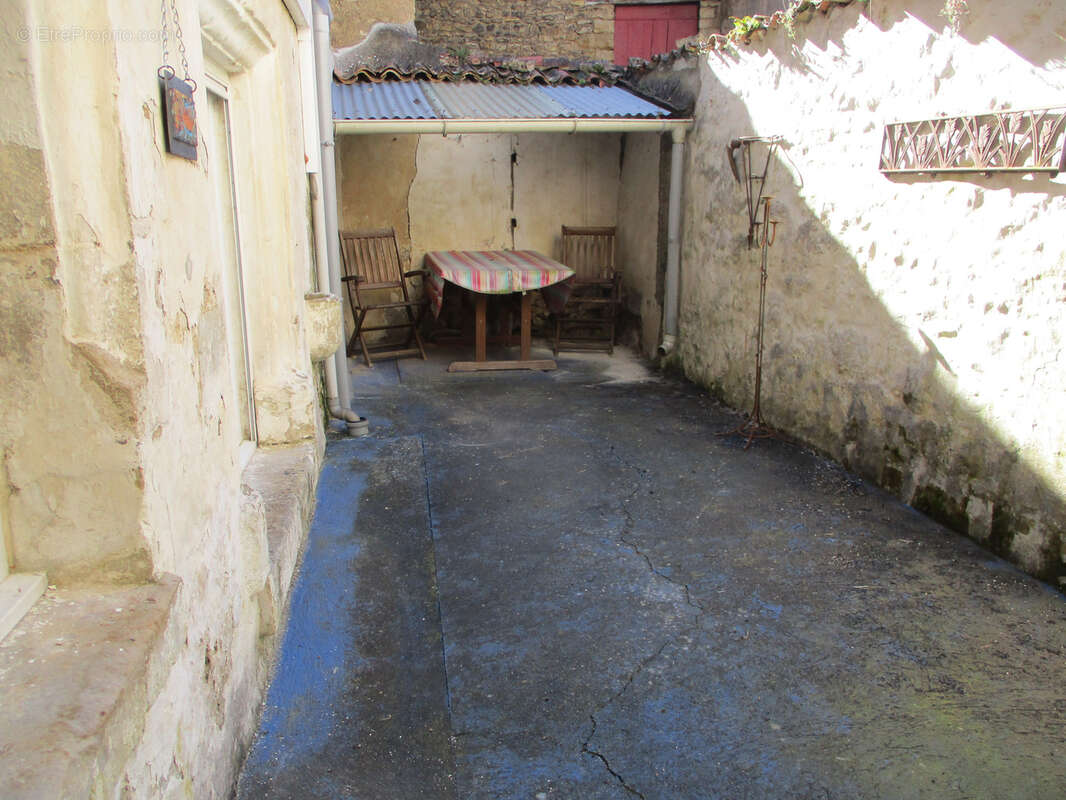 Maison à LA MOTHE-SAINT-HERAY