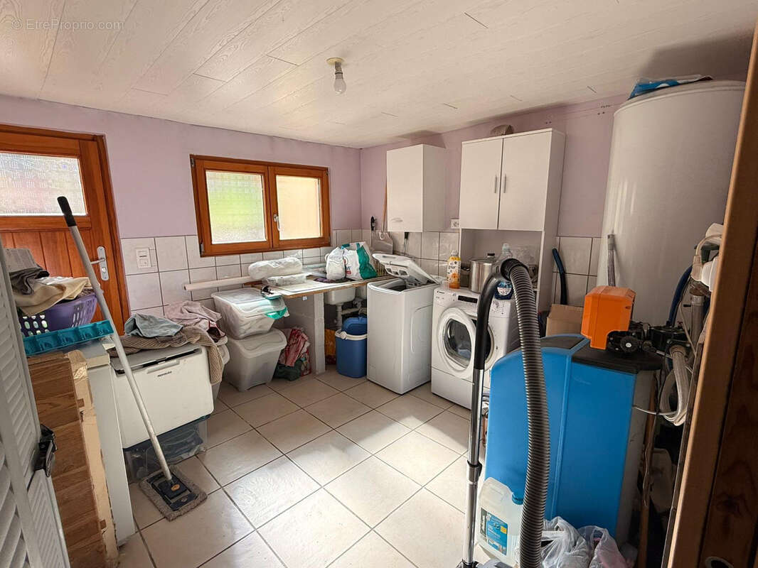 Maison à HYEVRE-MAGNY