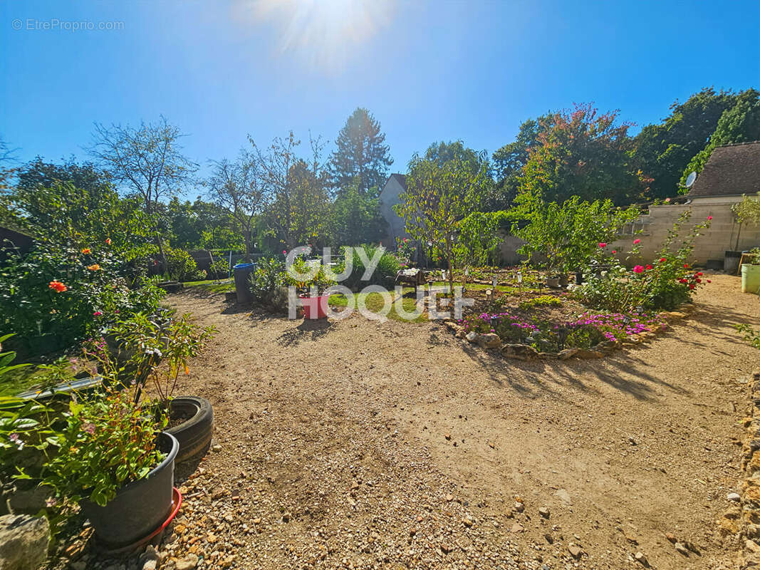 Maison à CHAUMES-EN-BRIE