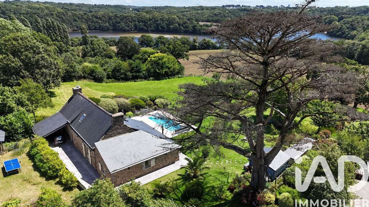 Maison 150 m² à Clohars-Carnoet  - photo 2