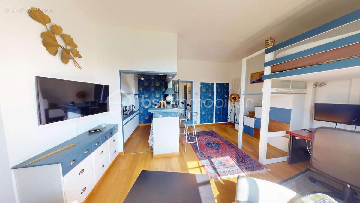 Appartement à CHECY