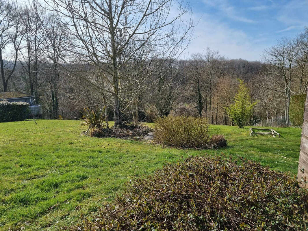 Maison à BESSE-SUR-BRAYE