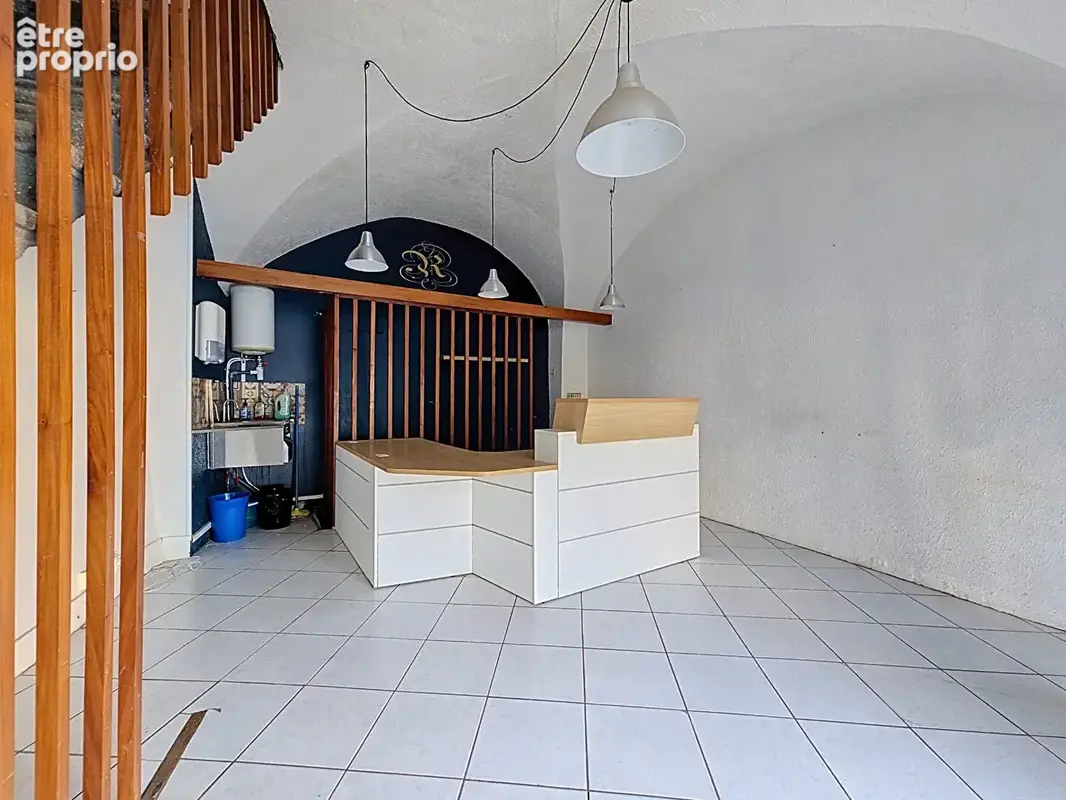 Immeuble Vic Le Comte 60 m2 - photo 4