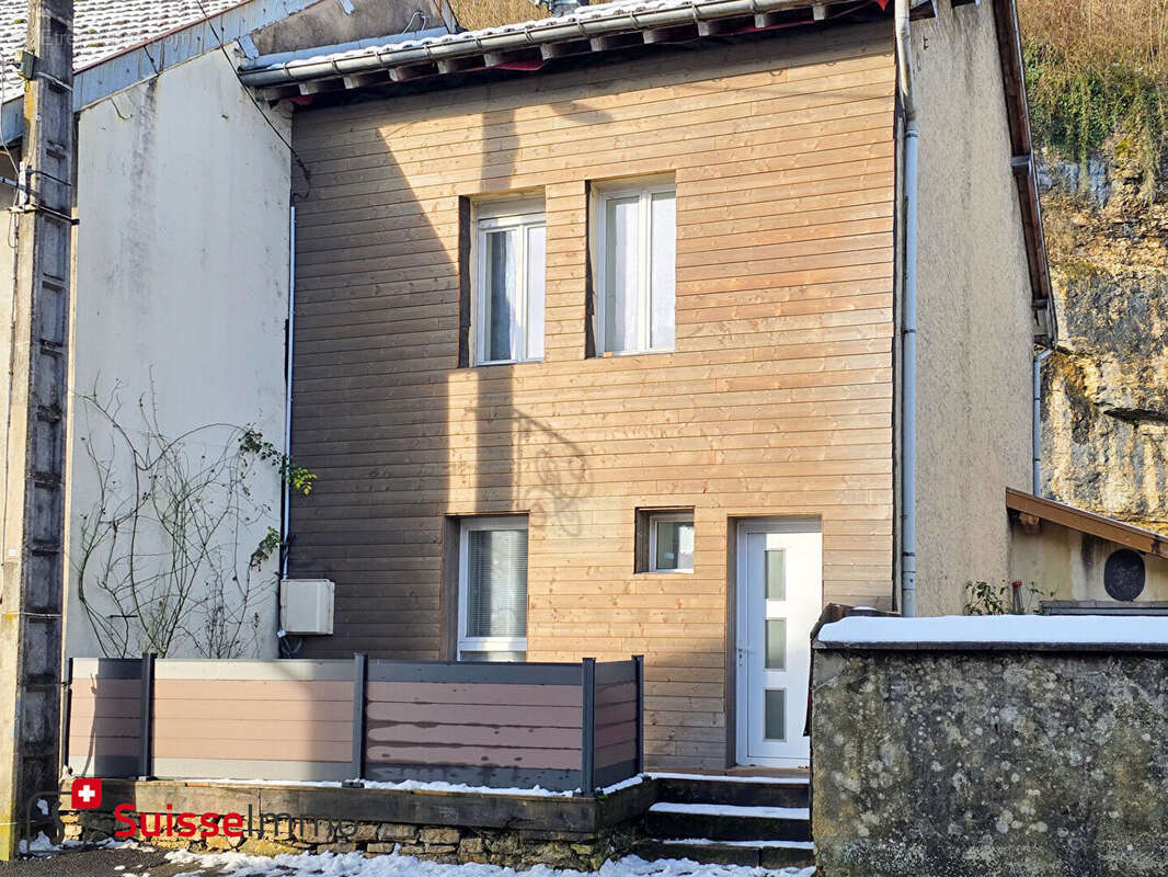 Maison à L'ISLE-SUR-LE-DOUBS