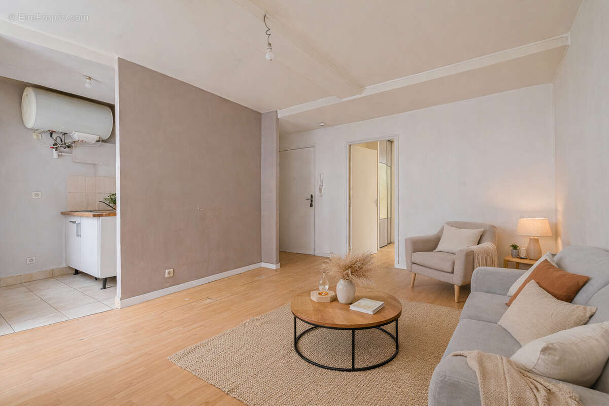 Appartement à PARIS-20E