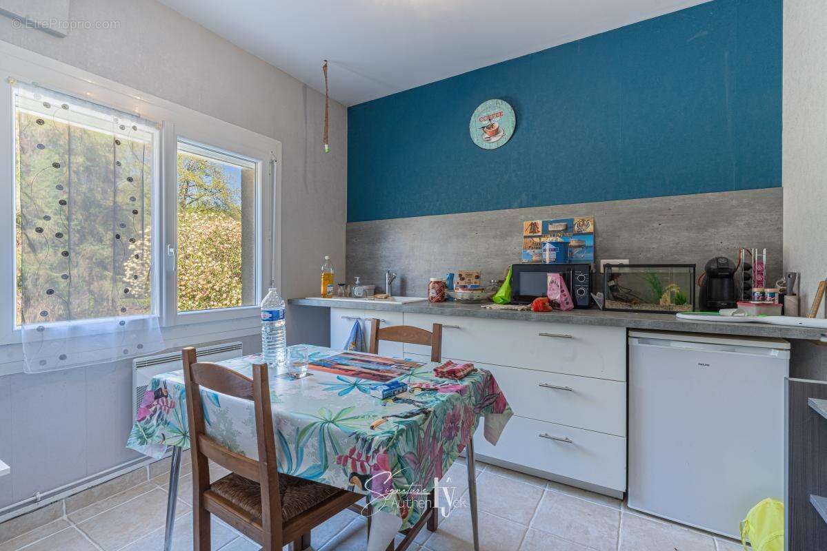 Maison à BONNAC-LA-COTE