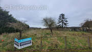 Terrain à NEUVILLE-SUR-SARTHE