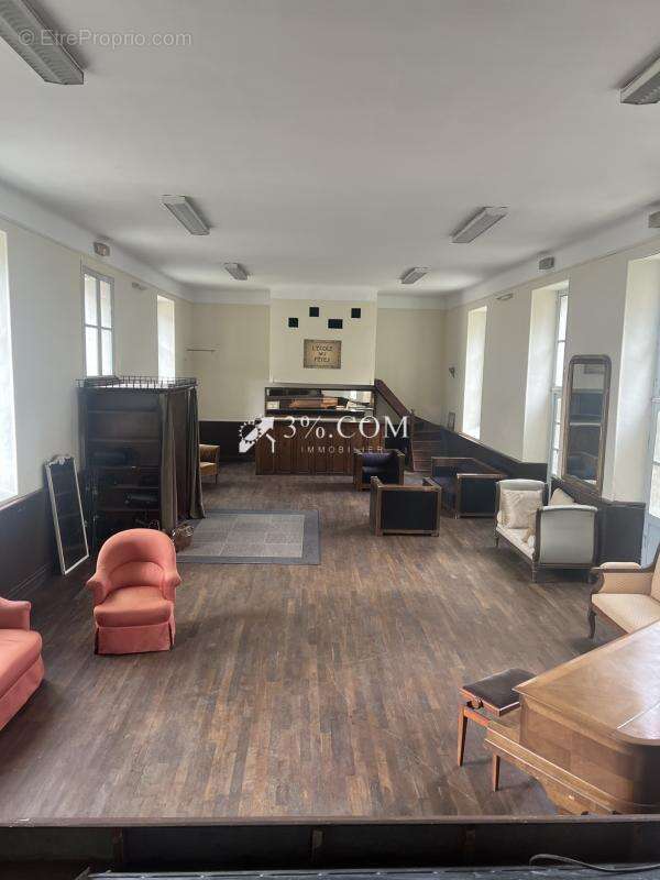 Maison à ANGLES-SUR-L&#039;ANGLIN