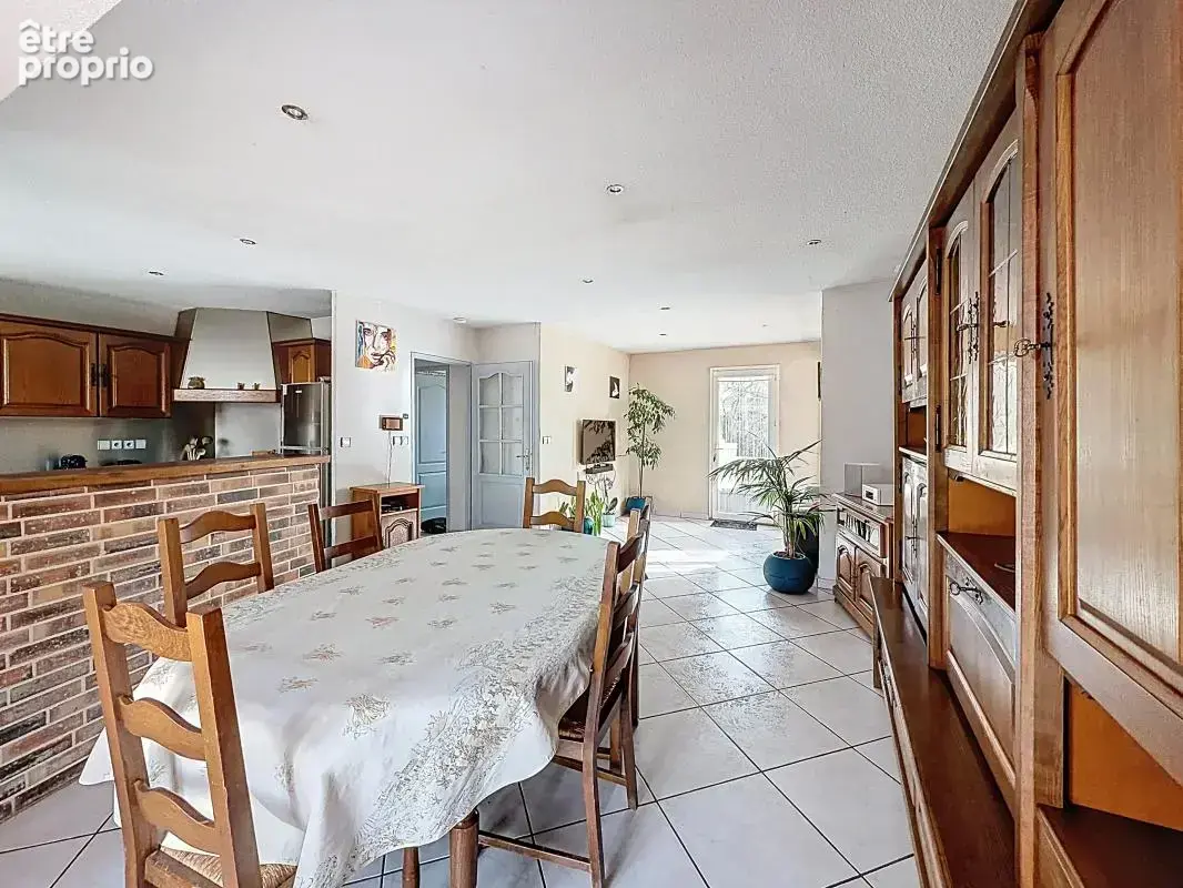 Maison 4 pièces 115 m² à vendre à Grigny (69520) - photo 8