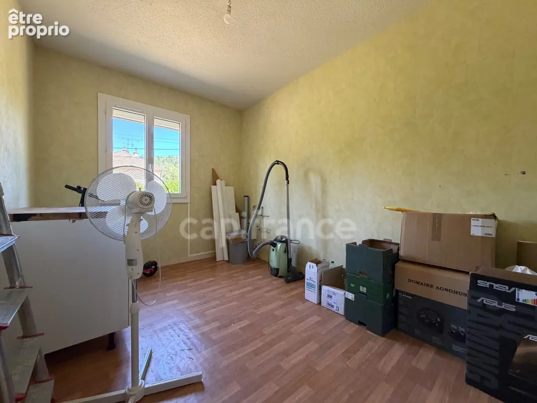 Maison de 110 m2, terrain clos et arboré 1000 m2, 4 chambres, 1 bureau, tout-à-l'égout, fibre optique, tf 615€, double vitrage p - photo 17