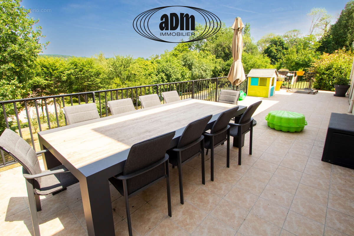 Pavillon de qualité de 180M2 au calme sur 2 500 m2 de terrain - photo 13