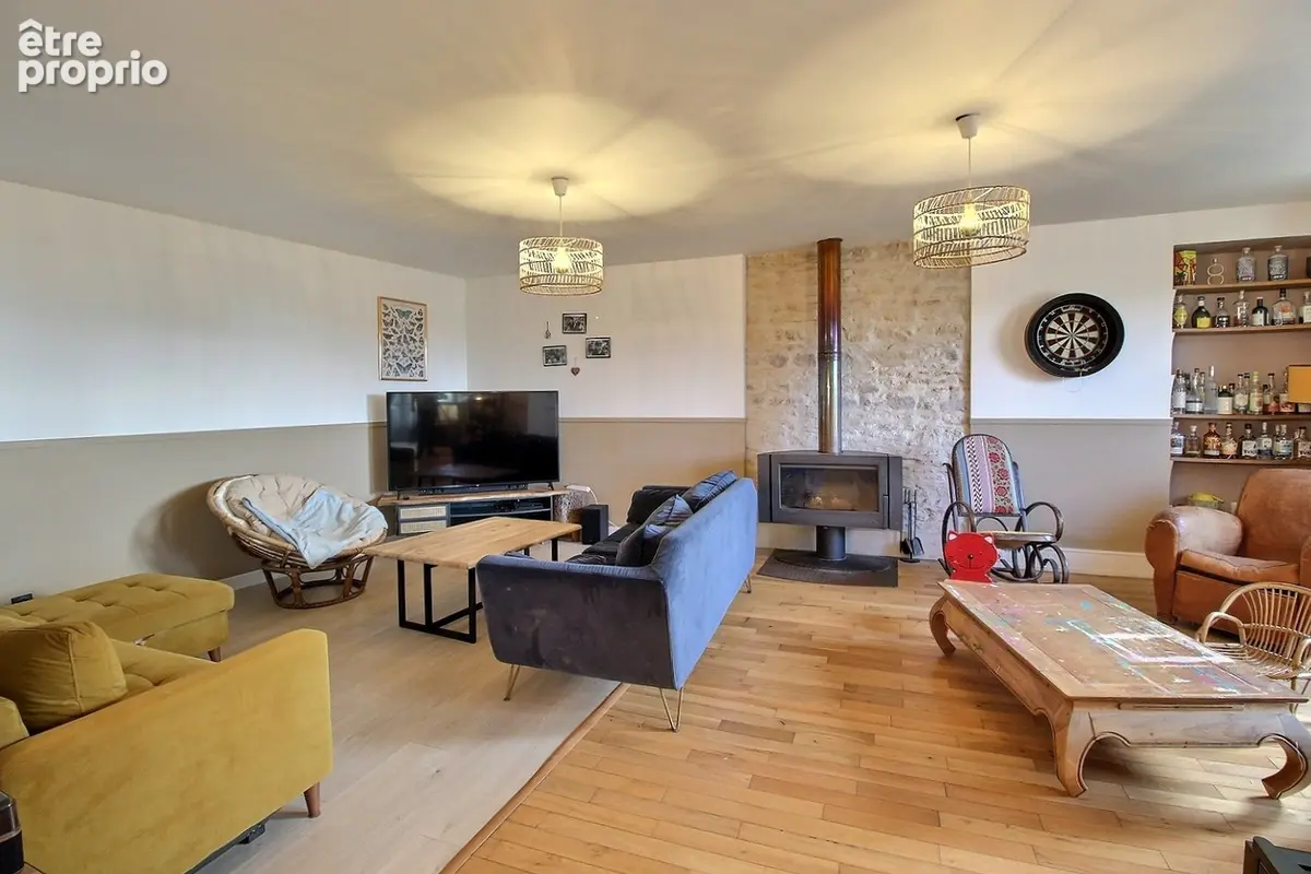 COLLONGE EN CHAROLLAIS, maison  5 pièce(s) 150 m2 - photo 4