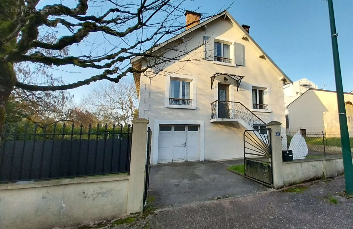 Maison à CHANCELADE