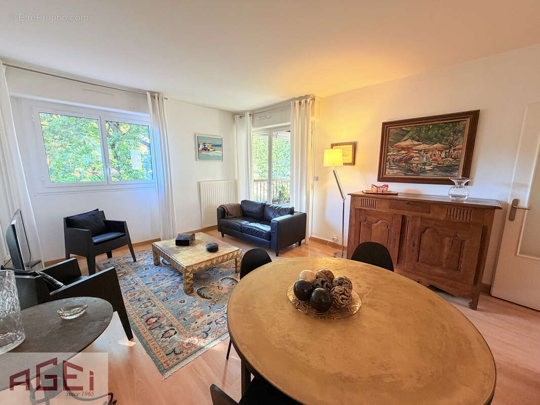 Appartement à RAMONVILLE-SAINT-AGNE