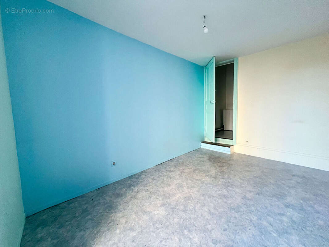Appartement à BRIE-COMTE-ROBERT