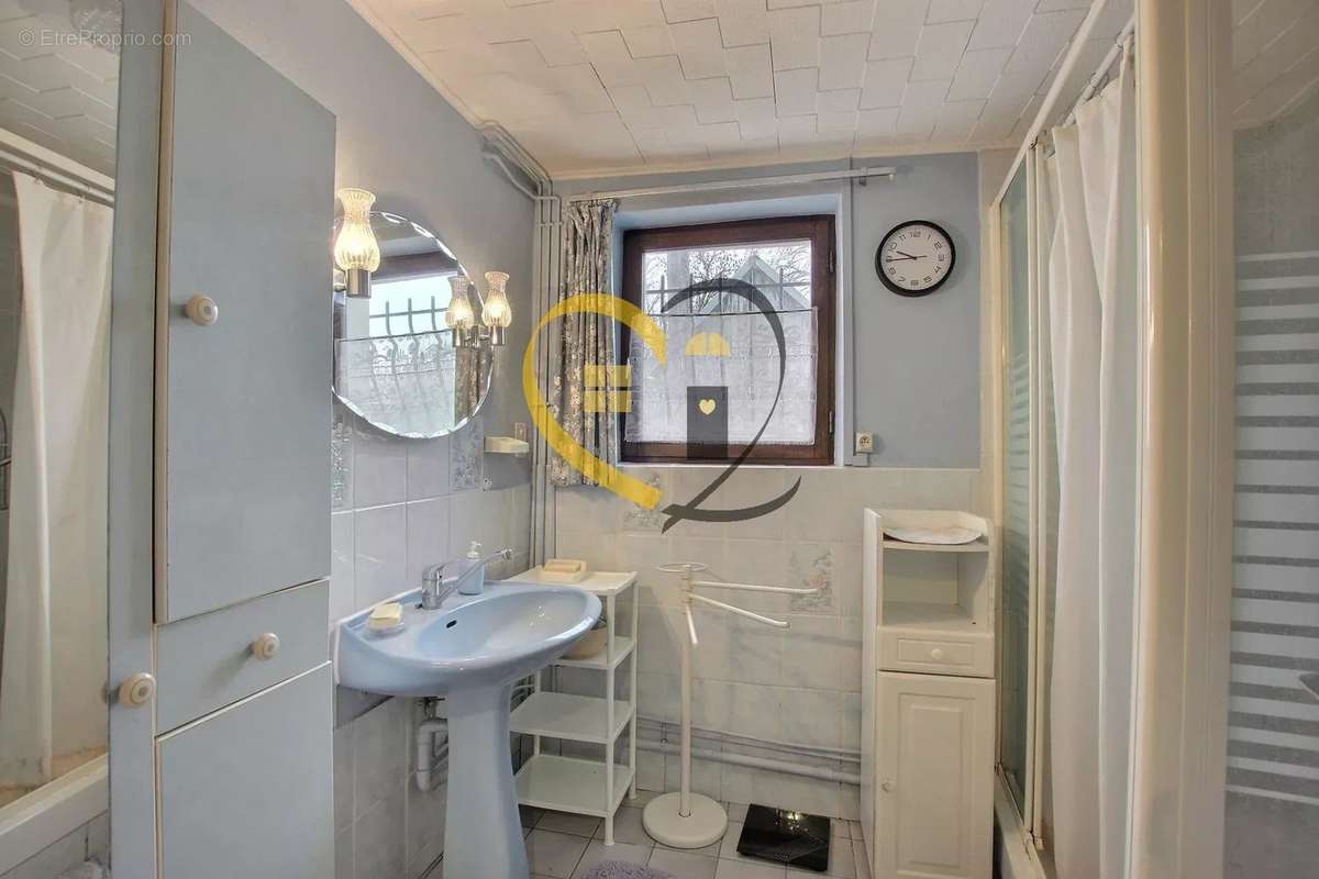 Maison à SAINT-PALAIS