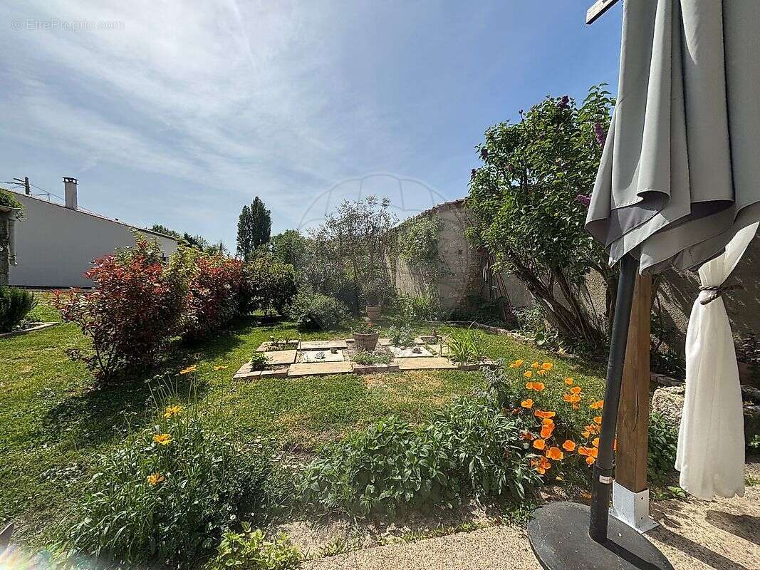 Maison à SABLONCEAUX