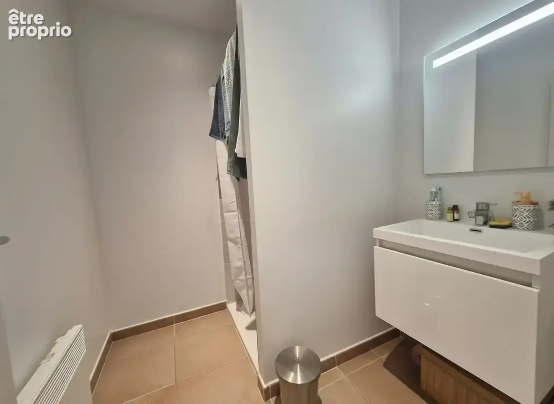 Appartement 2 pièces 51 m² à vendre à Villelaure (84530) - photo 4