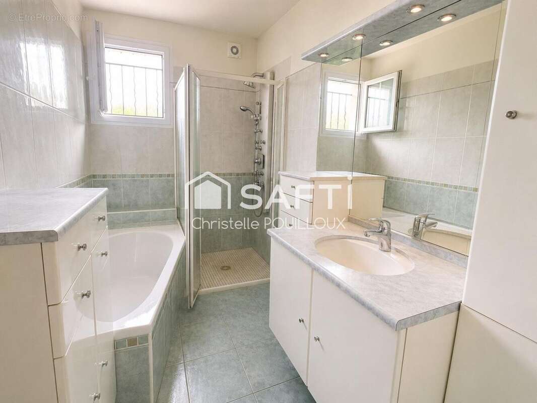 Maison 135 m² à Epannes  - photo 9