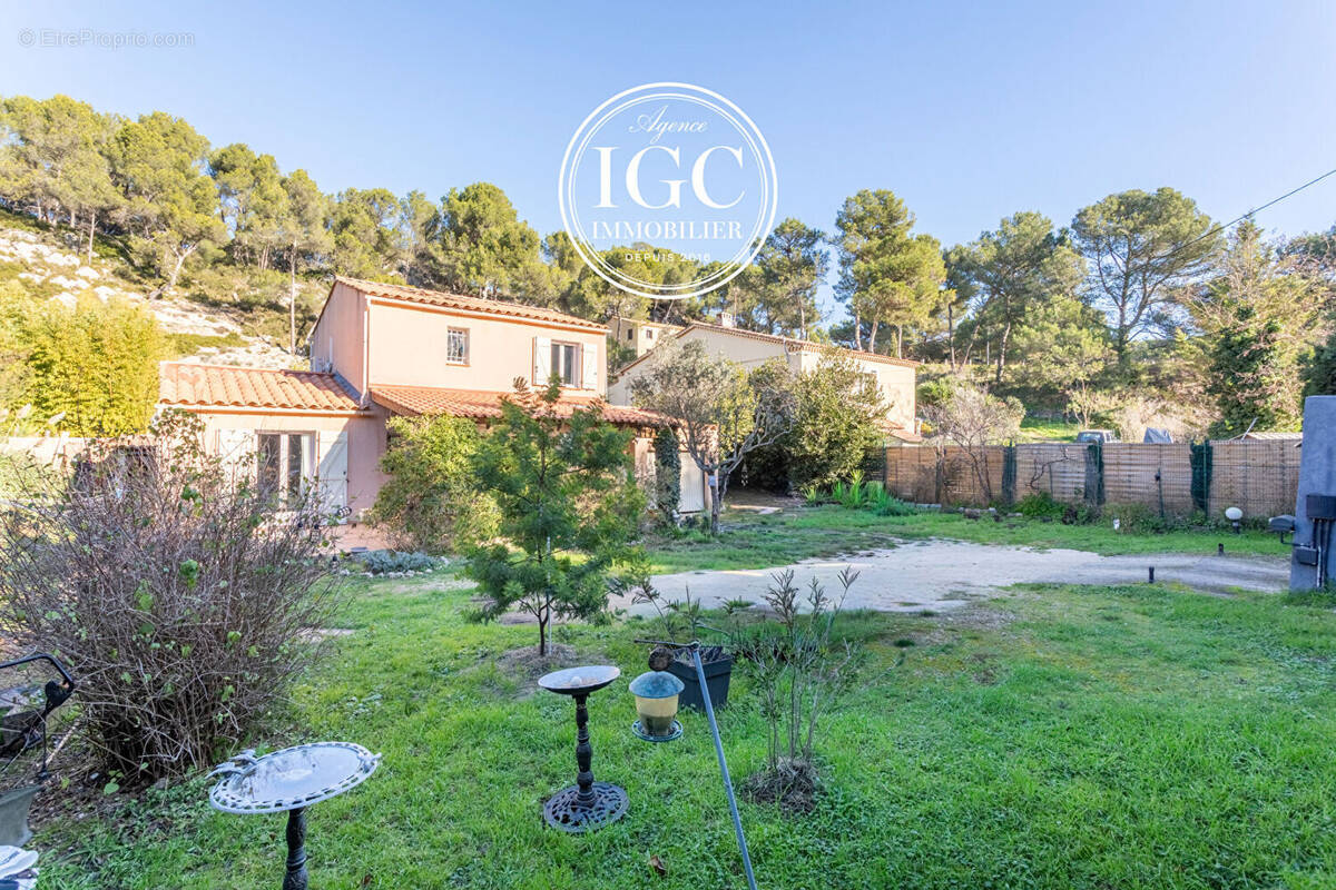 Maison à ENSUES-LA-REDONNE