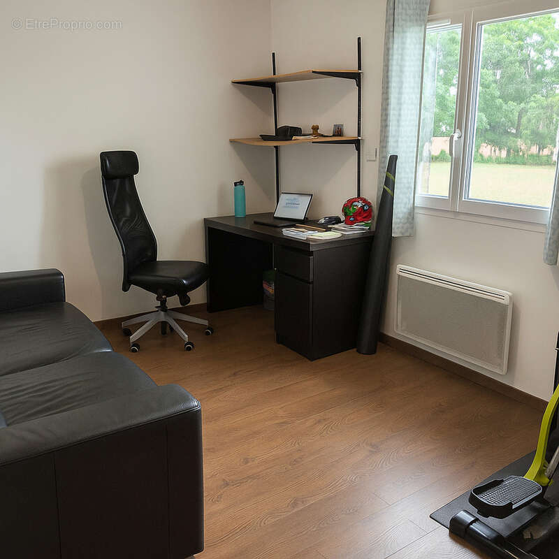 Maison à SAINT-GENIS-POUILLY