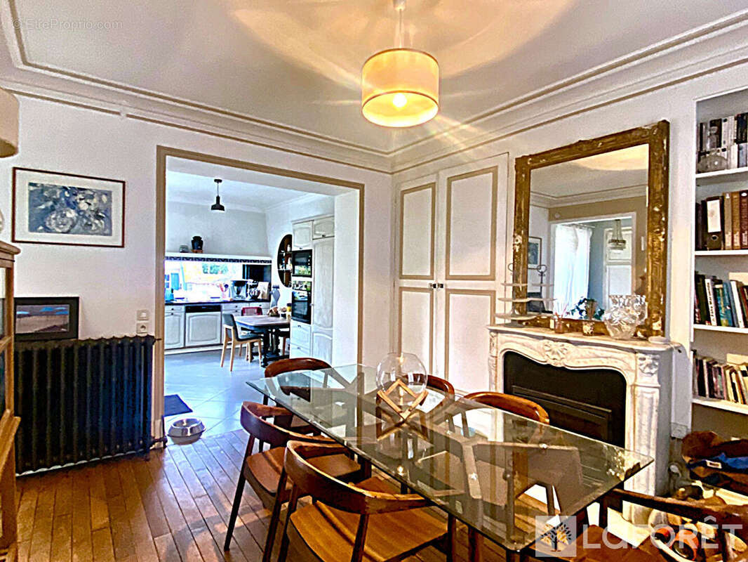 Maison à FONTAINEBLEAU