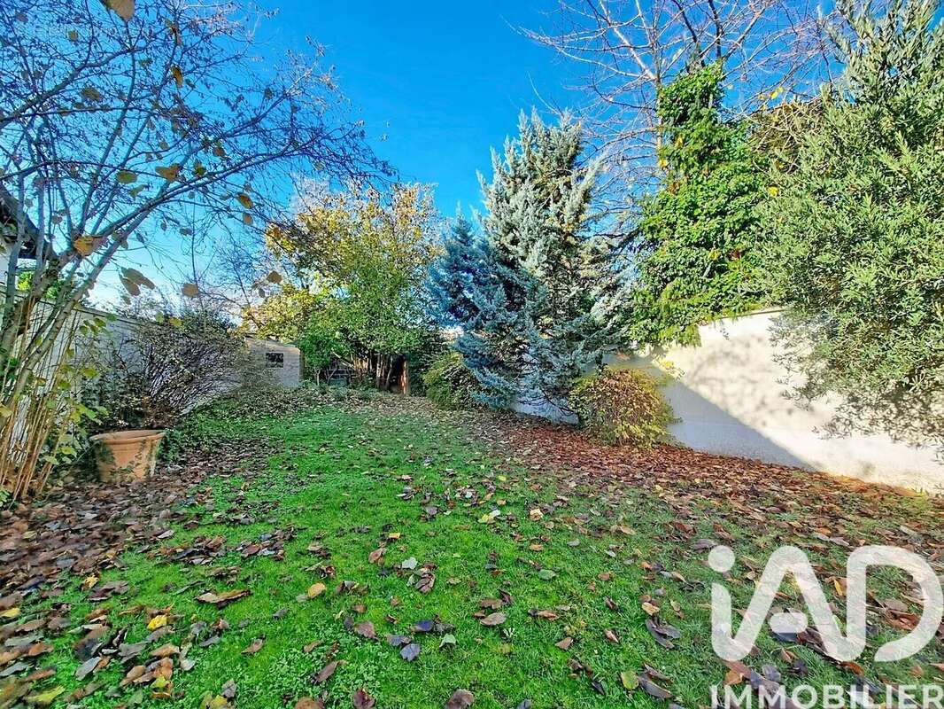 Photo 8 - Maison à THIAIS